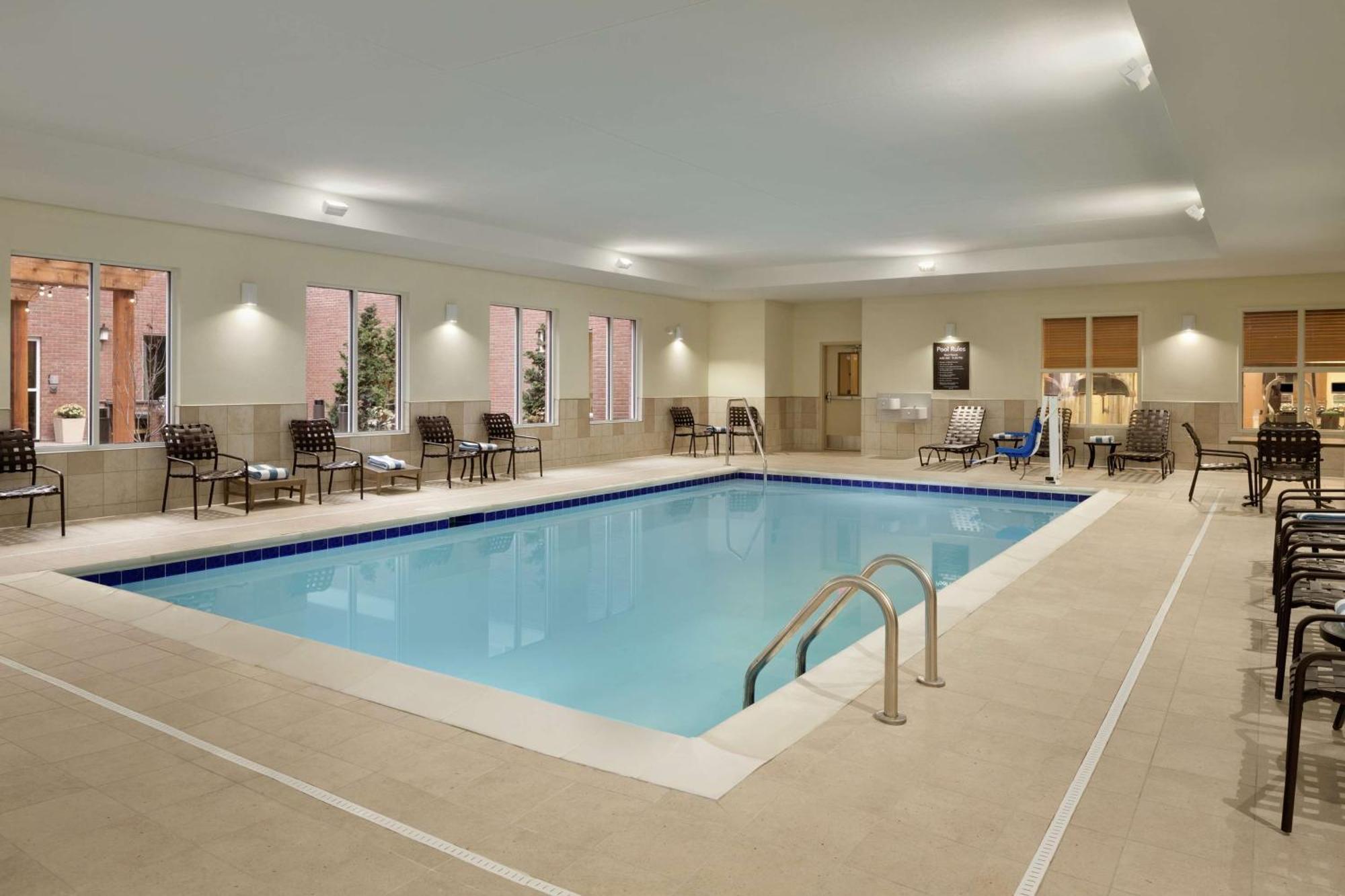 Homewood Suites By Hilton Kalamazoo-Portage Extérieur photo